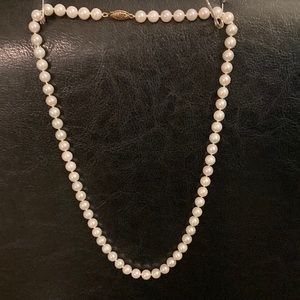 14k Akoya Pearl Necklace 18 inch